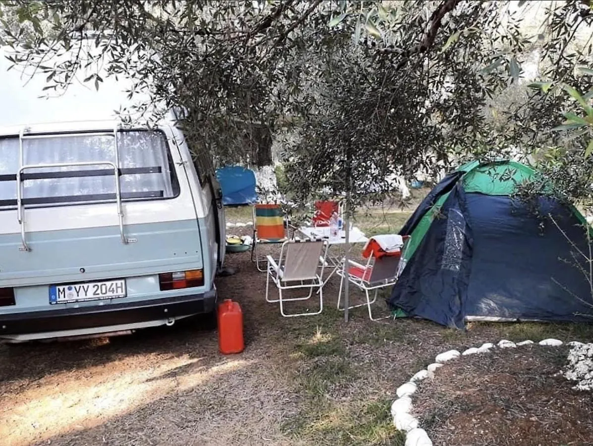 Campsite Vuno Camping, Jale Al Albania